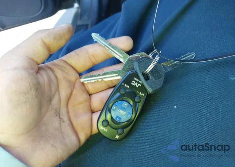 1997 Jeep Grand Cherokee Laredo/Tsi from USA, damaged, VIN 1J4GZ58Y9VC757071